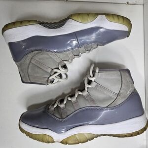 Jordan Athletic Shoes Gray and White